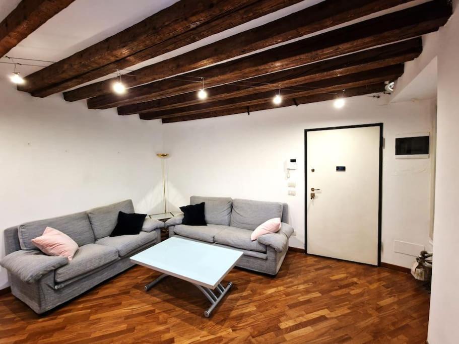 Magnifico Appartamento Ristrutturato Milan Extérieur photo